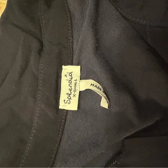 Splendid Blouse - Picture 3 of 3